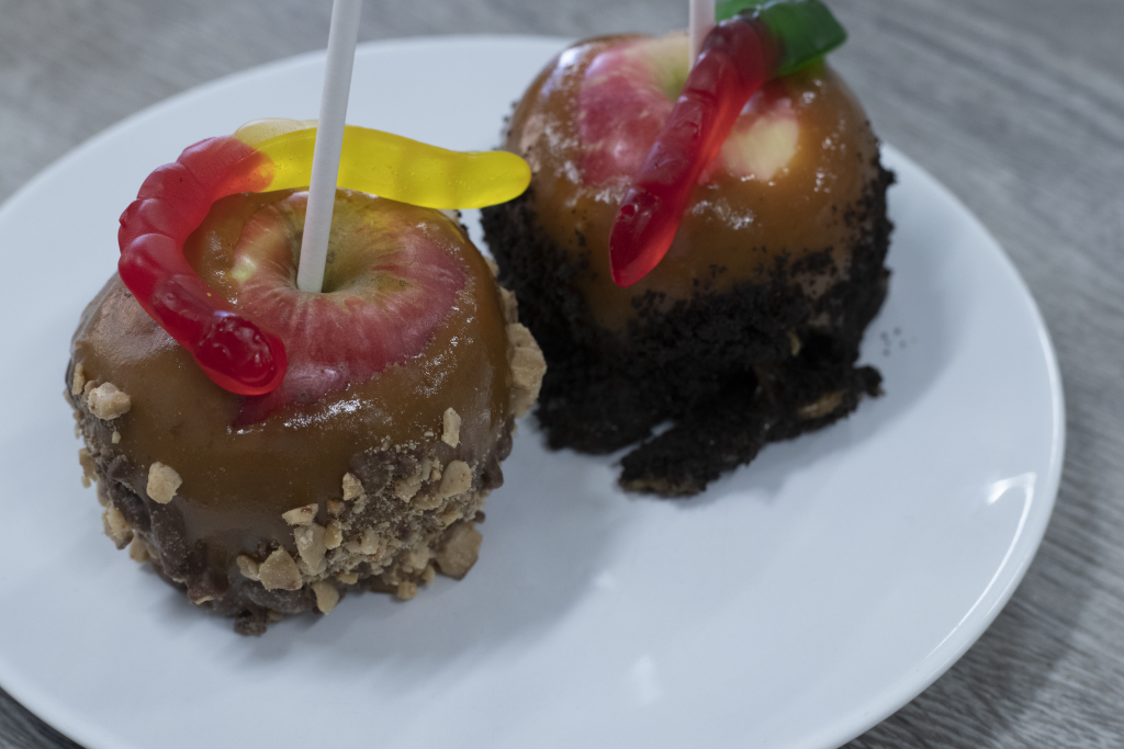 Creepy Caramel Apples