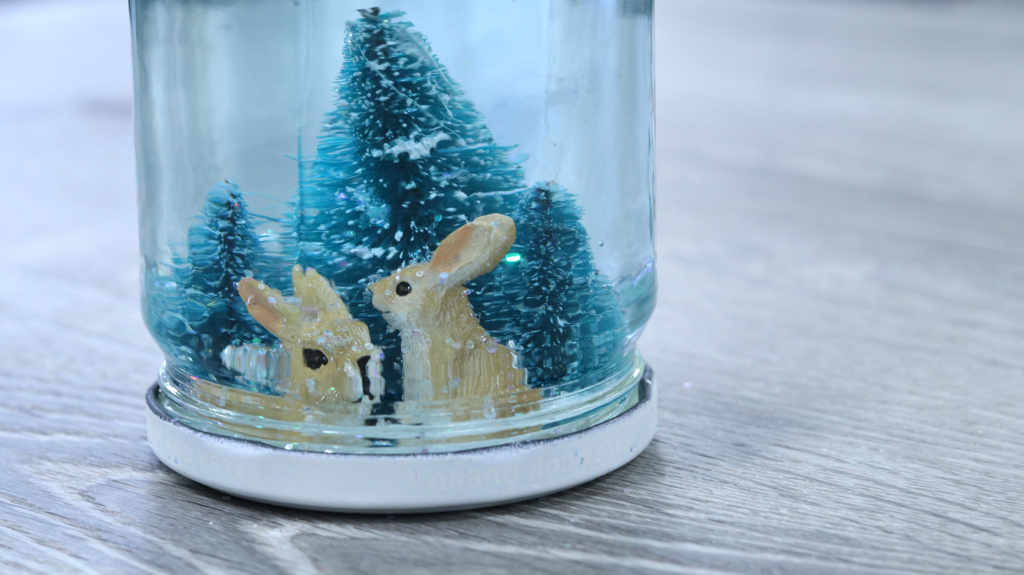 Jelly Jar Snow Globes
